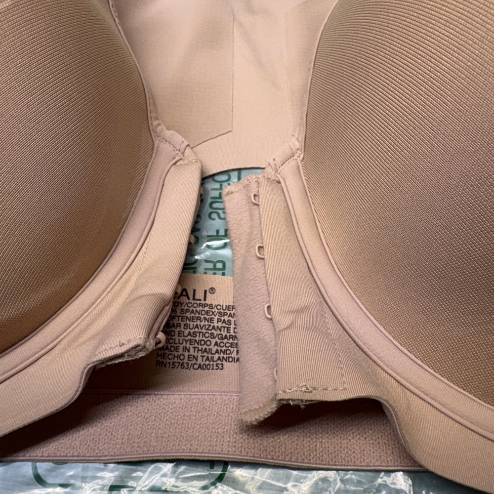 Bali Women's 38DD Seamless Bra - Tan - Picture 4 of 6